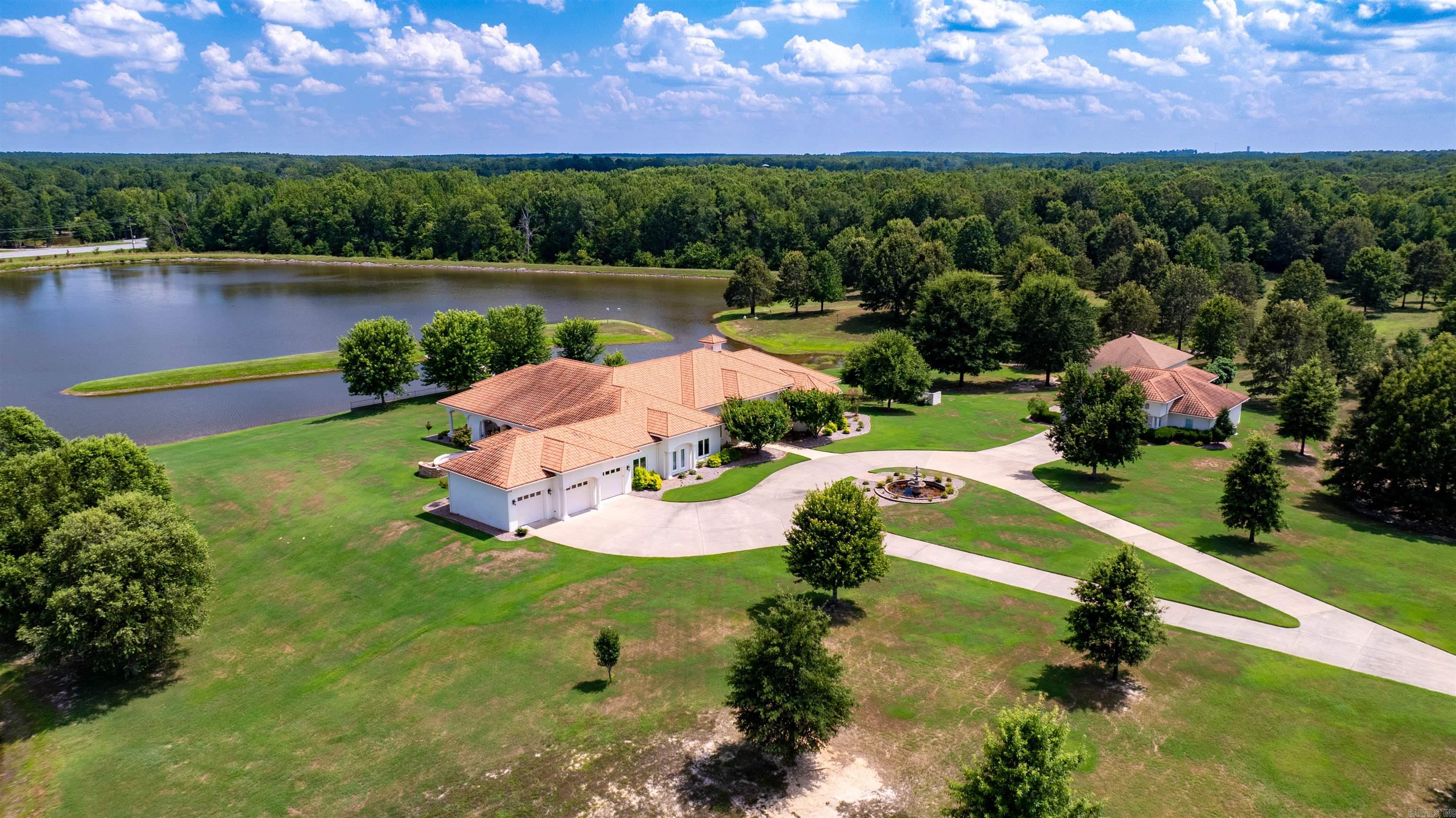5300 Pleasant Lake Drive