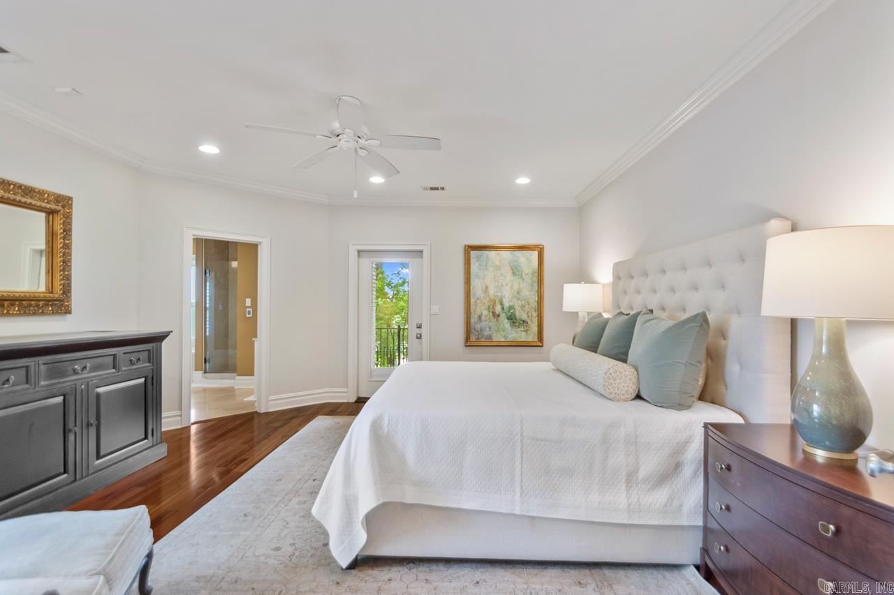 1212 Kenwood Road