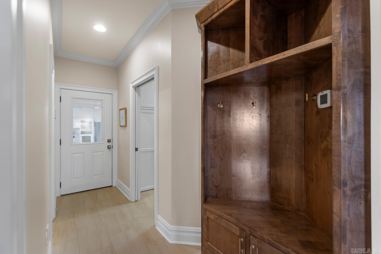 1212 Kenwood Road