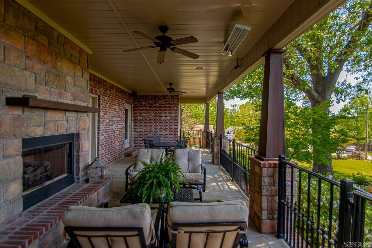 1212 Kenwood Road