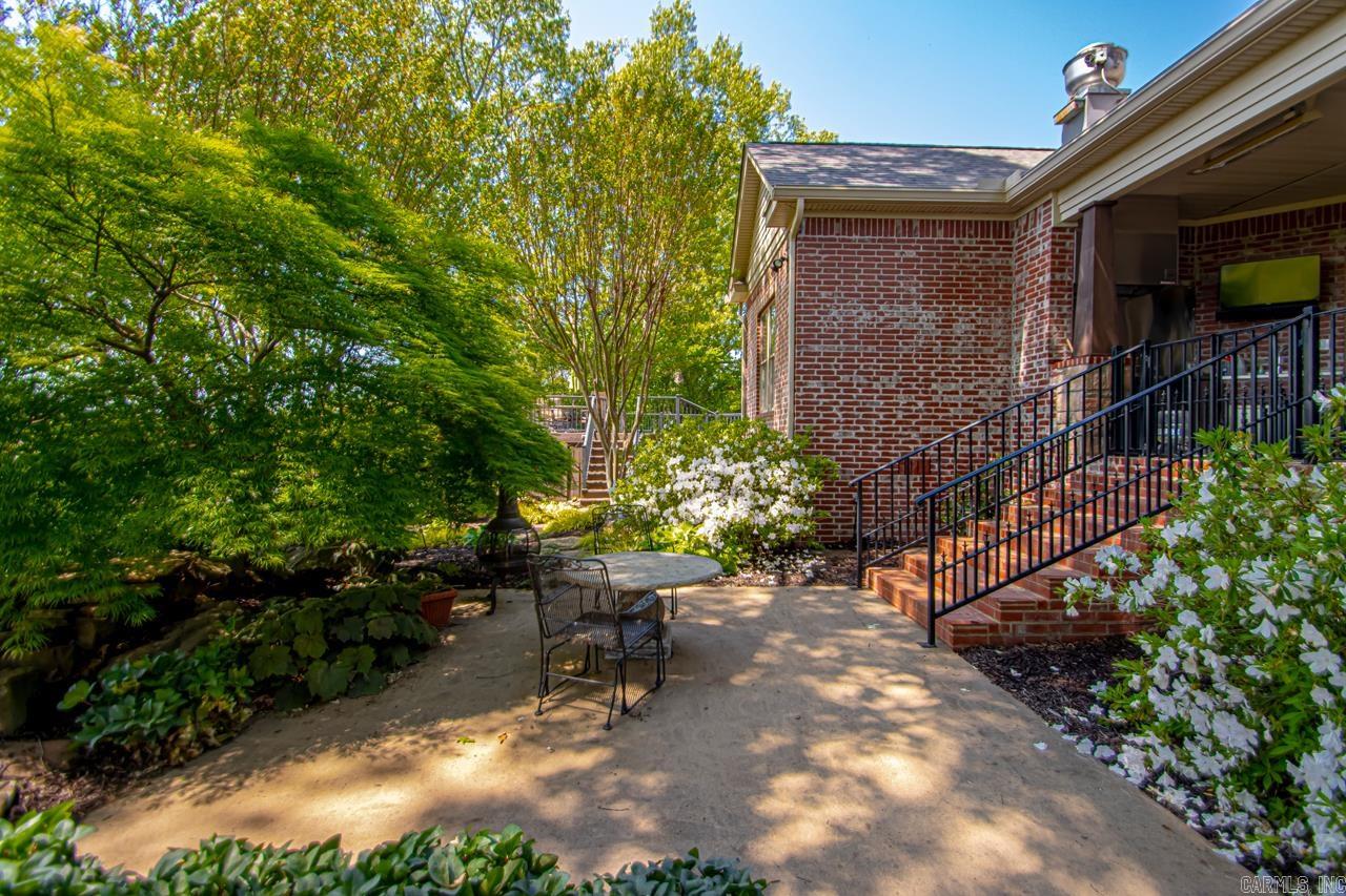 1212 Kenwood Road