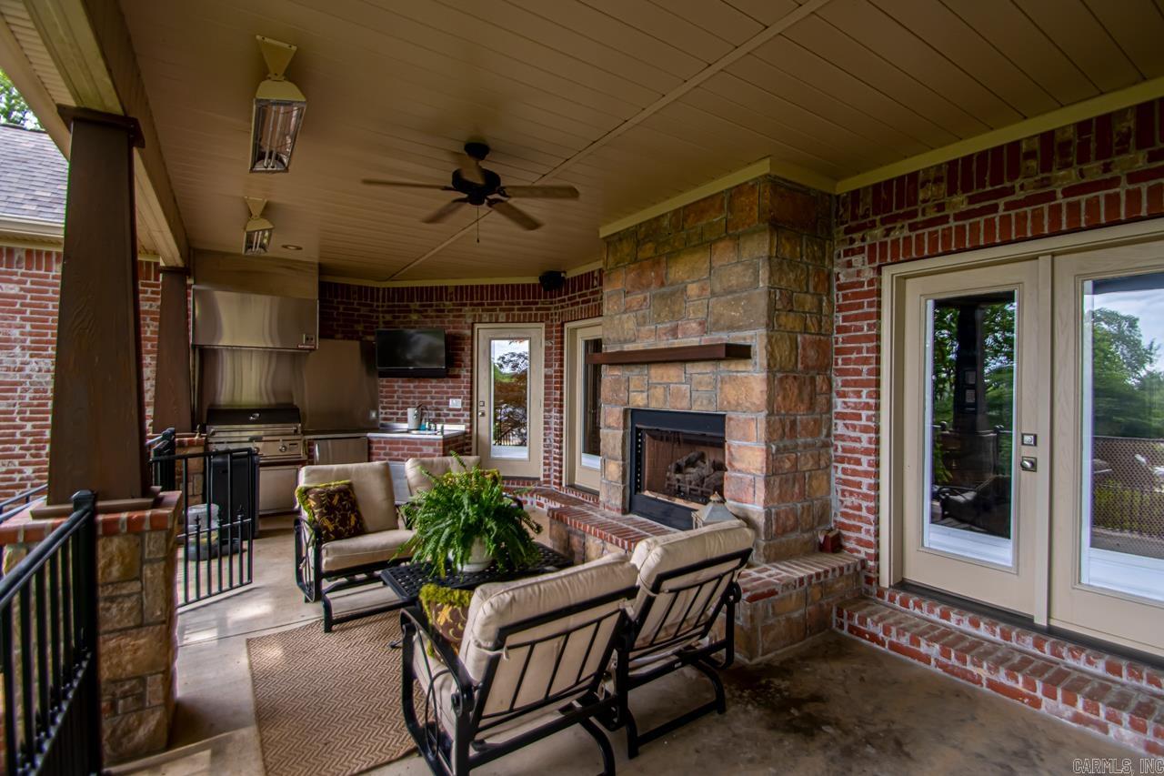1212 Kenwood Road