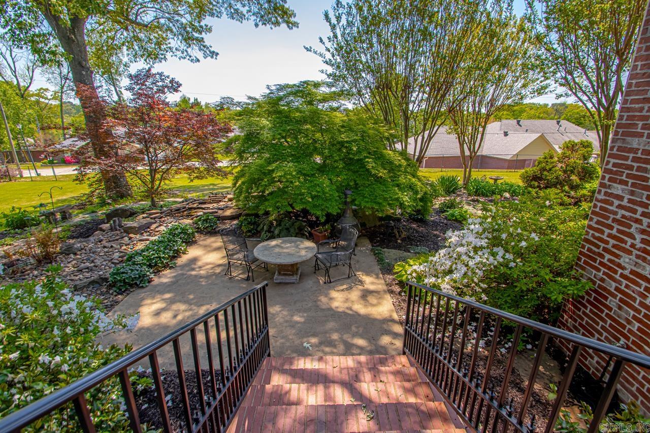 1212 Kenwood Road