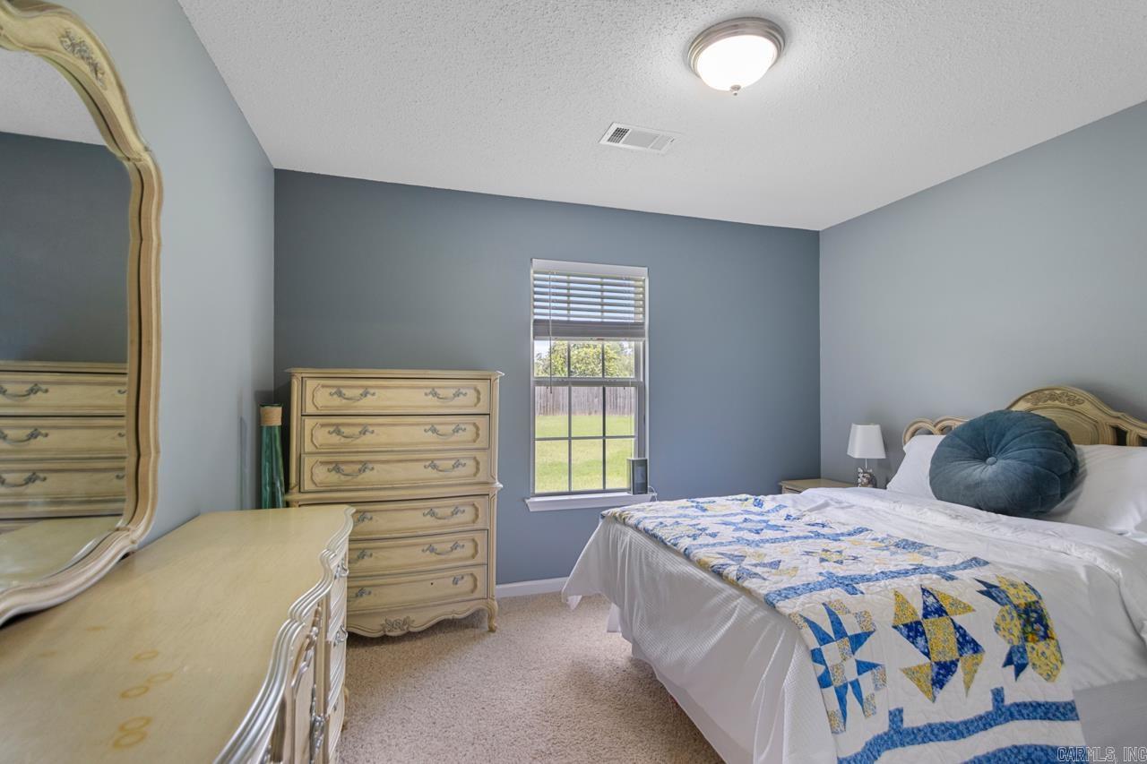 101 Willow Point Drive