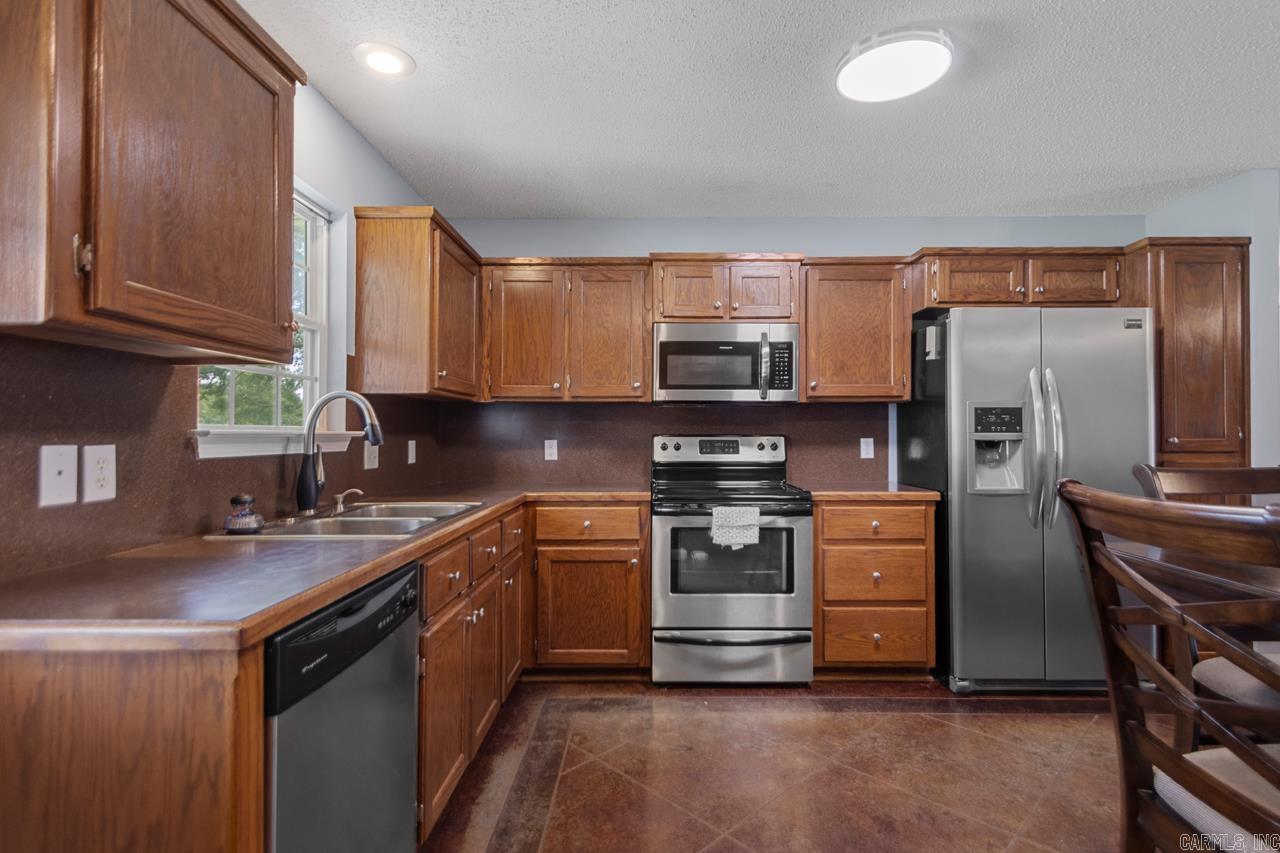 101 Willow Point Drive