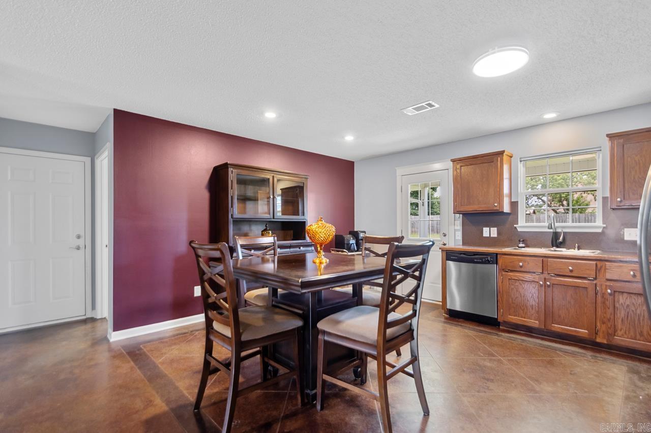 101 Willow Point Drive