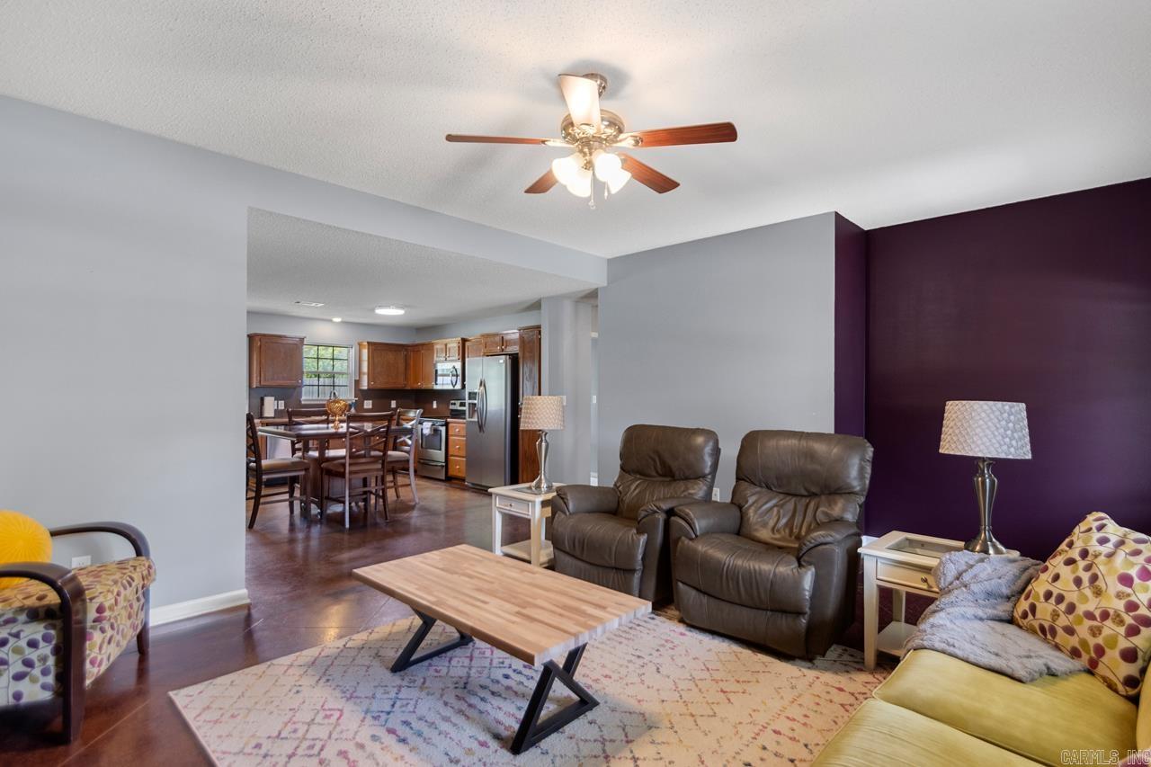101 Willow Point Drive