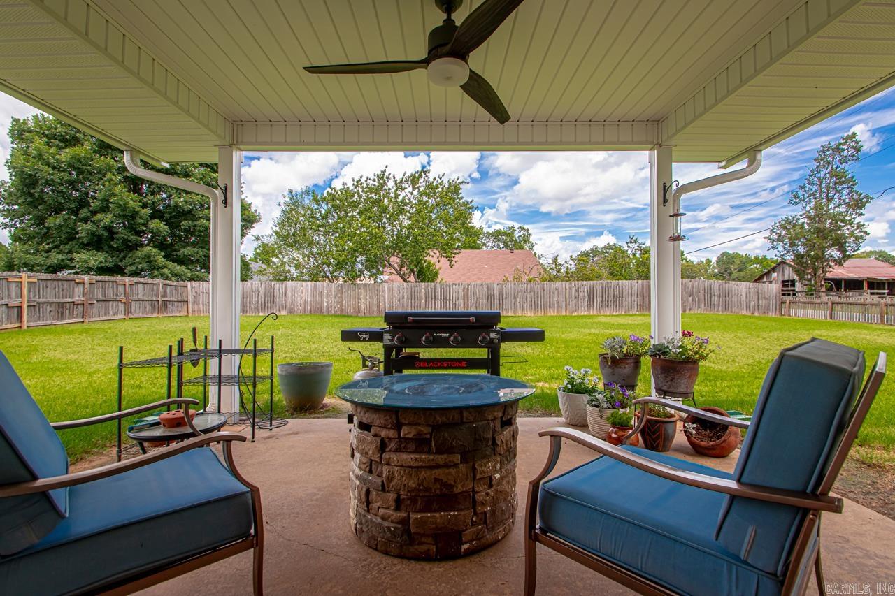 101 Willow Point Drive