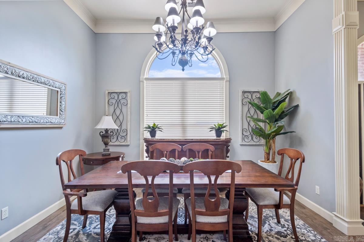 7509 Union Square