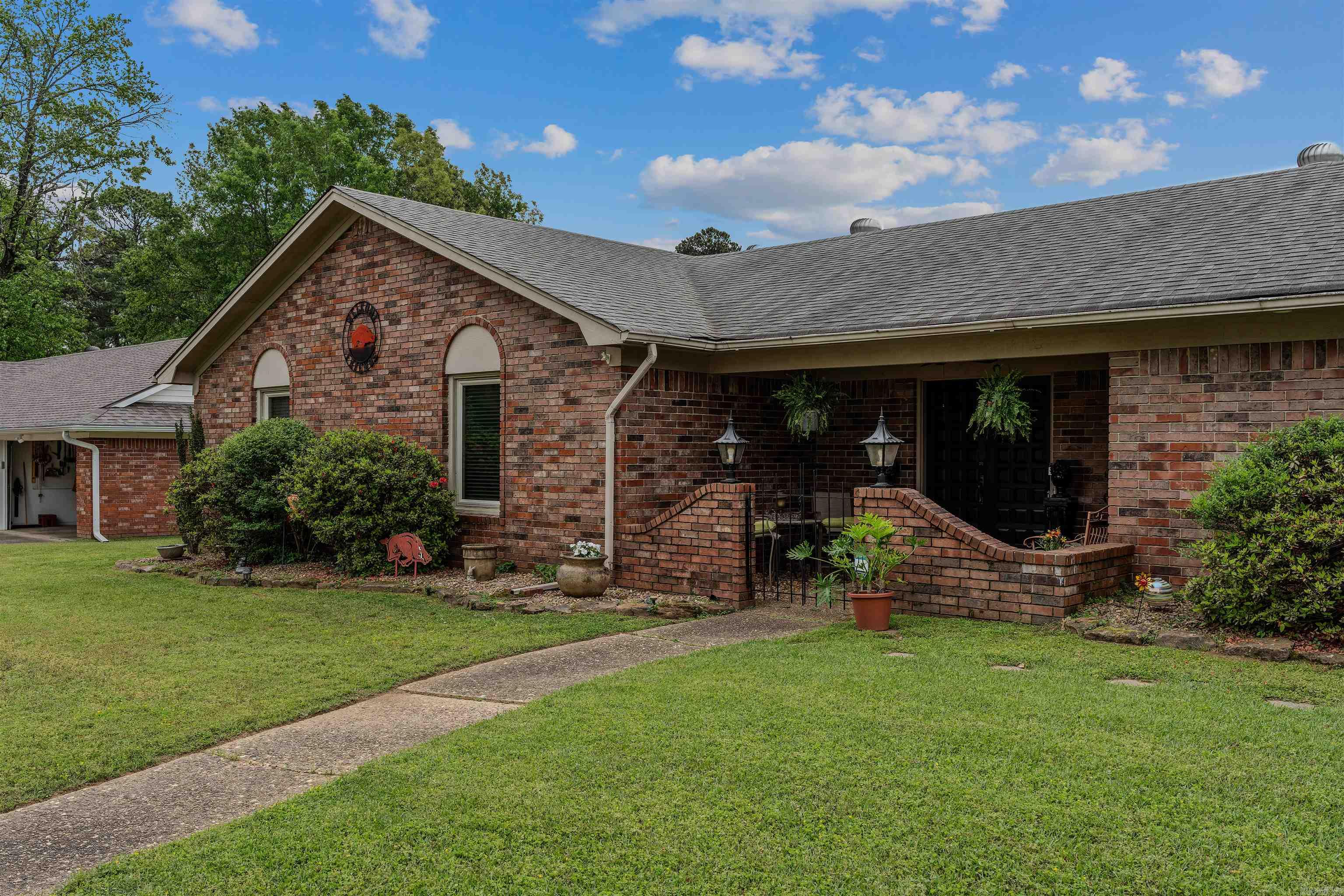 1603 Utopia Street