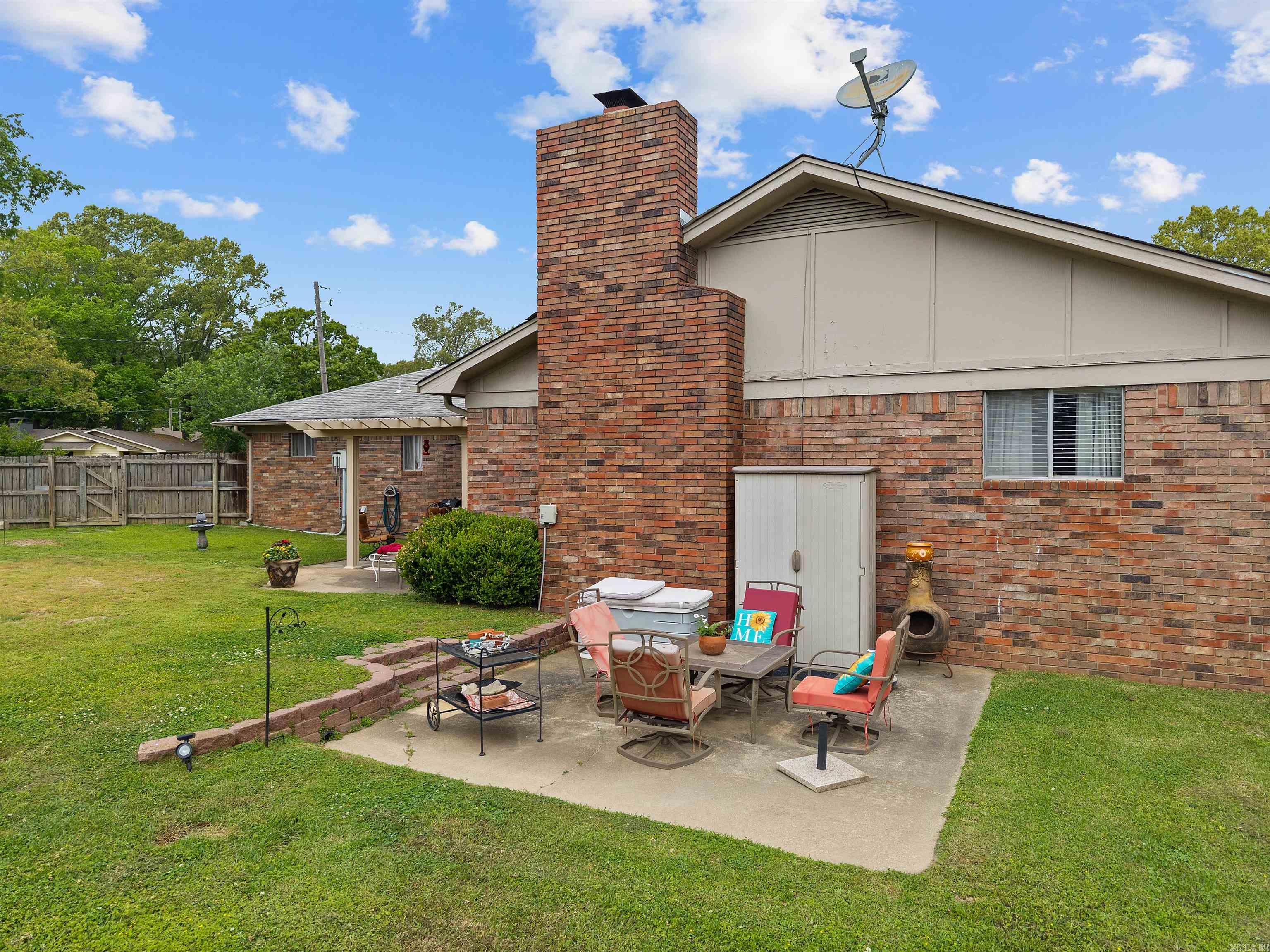 1603 Utopia Street