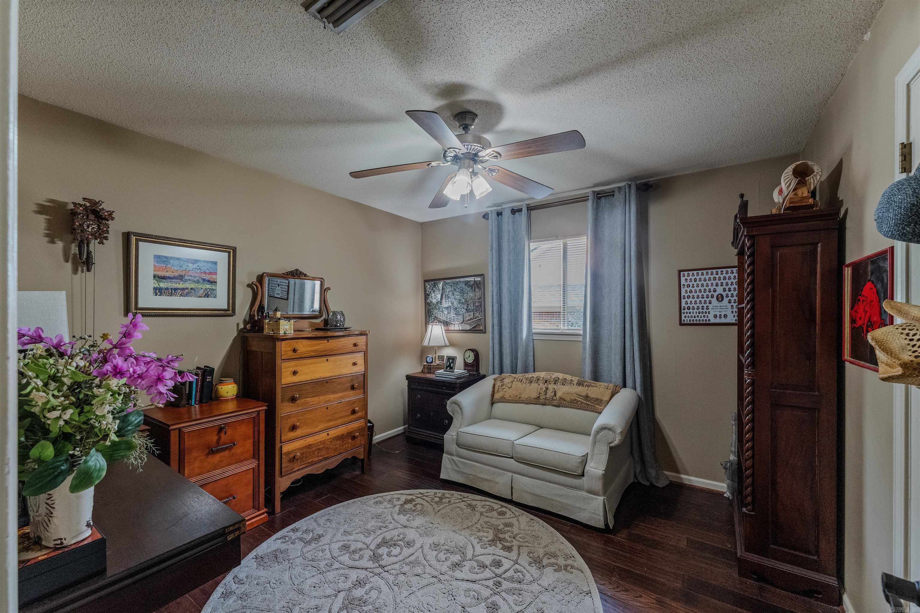 1603 Utopia Street