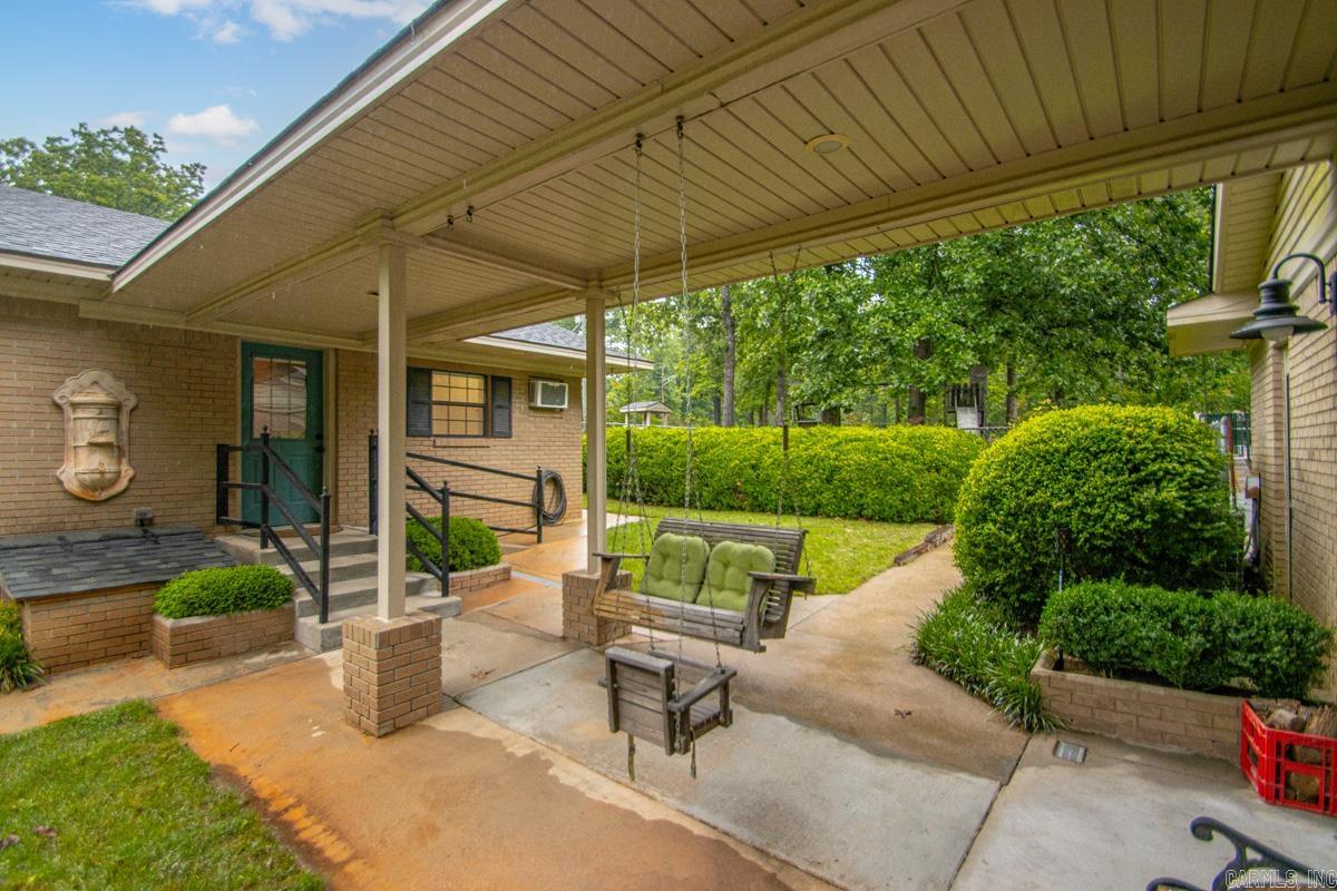 4116 Front Drive