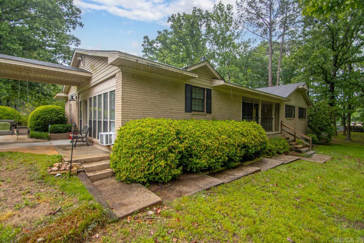 4116 Front Drive