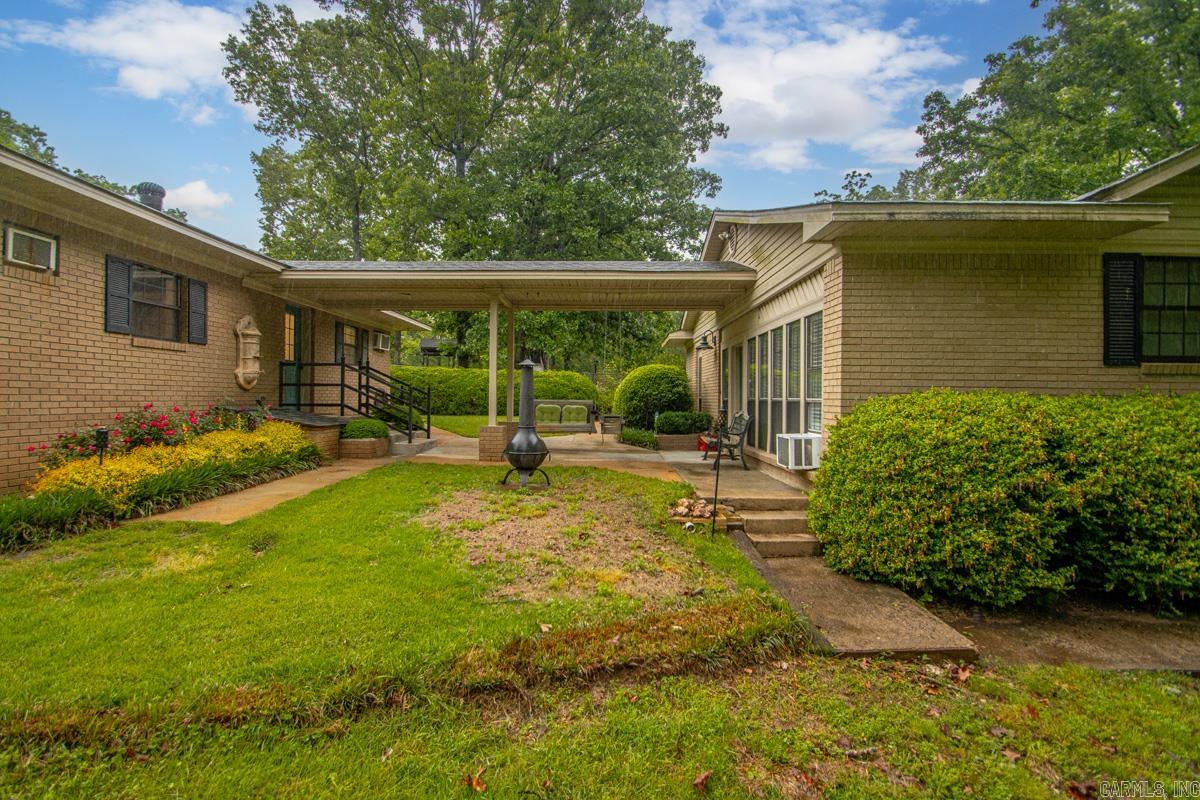 4116 Front Drive