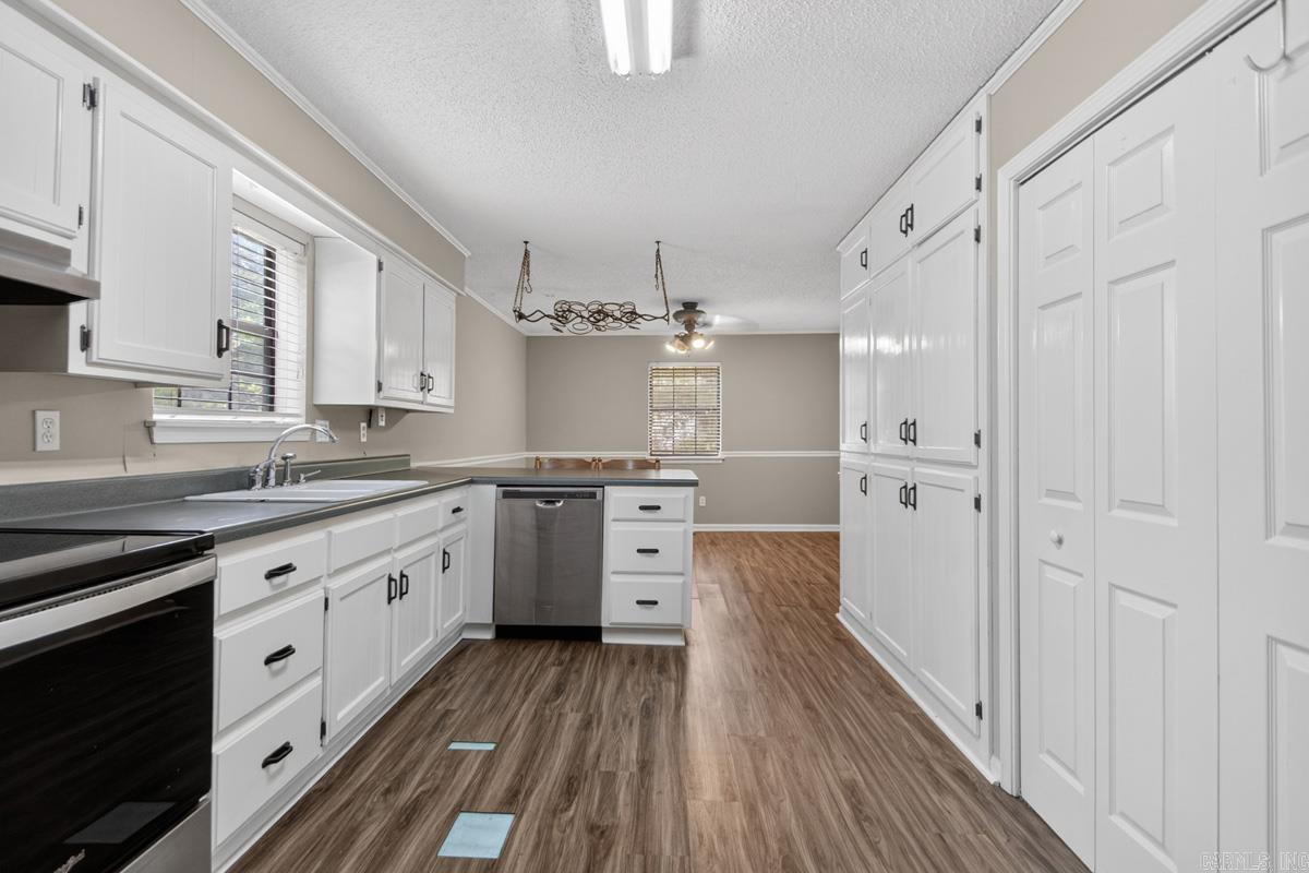 2101 Coral Tree Drive