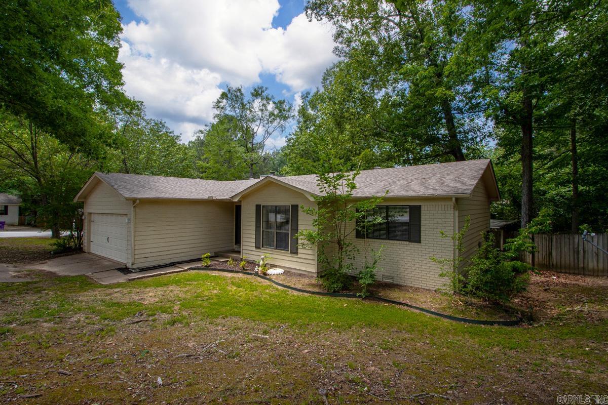 2101 Coral Tree Drive