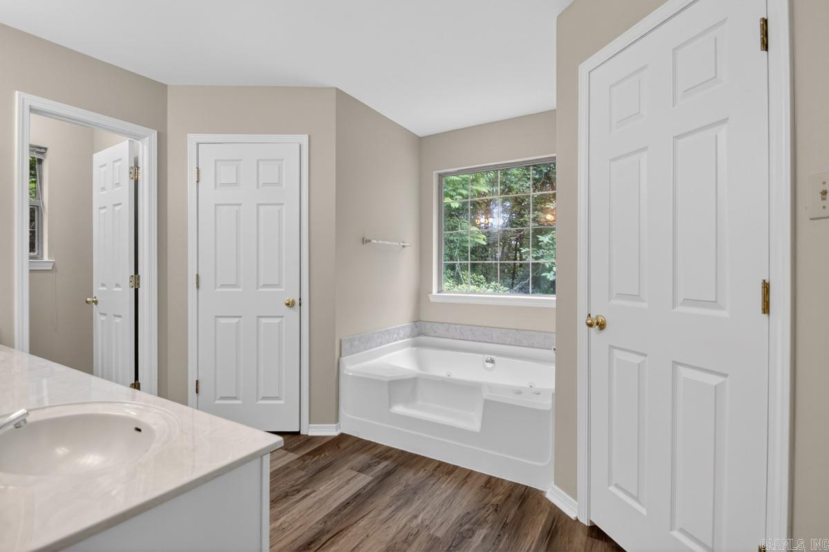 1212 River Oaks Drive