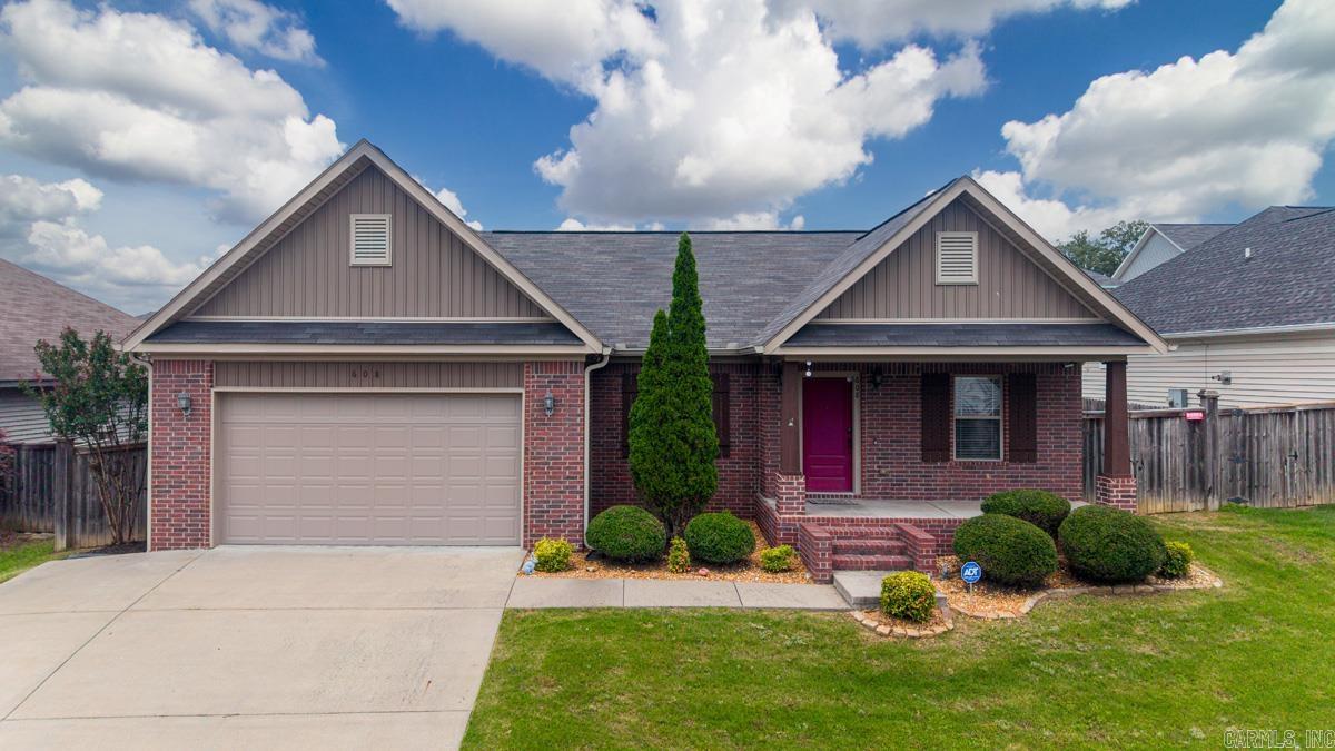 608 Surrey Lane