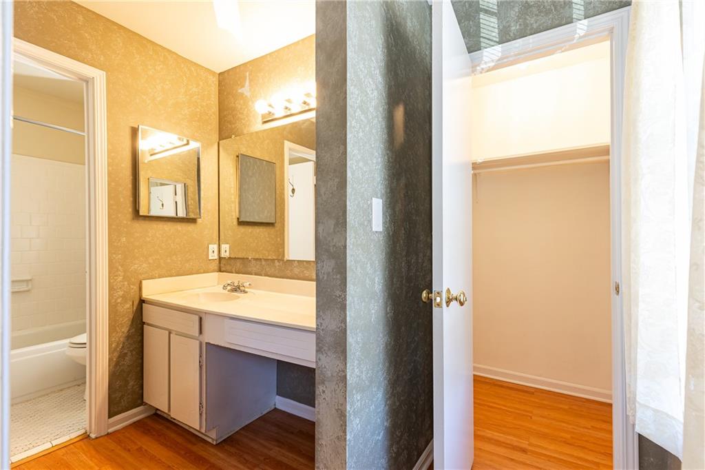 1 Spinning House Place NW