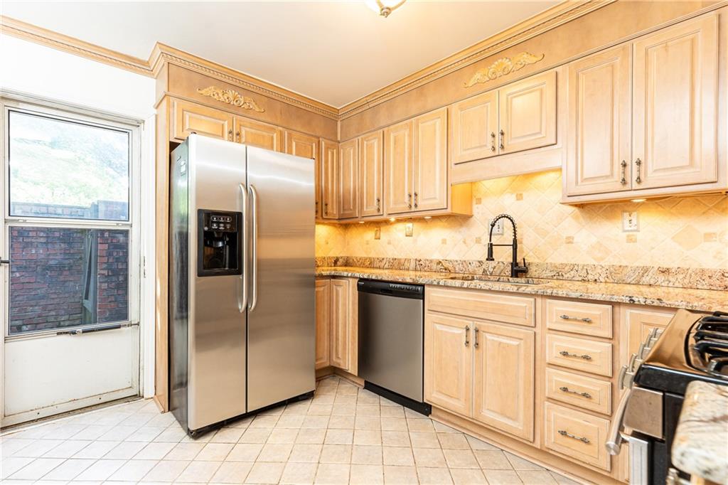 1 Spinning House Place NW