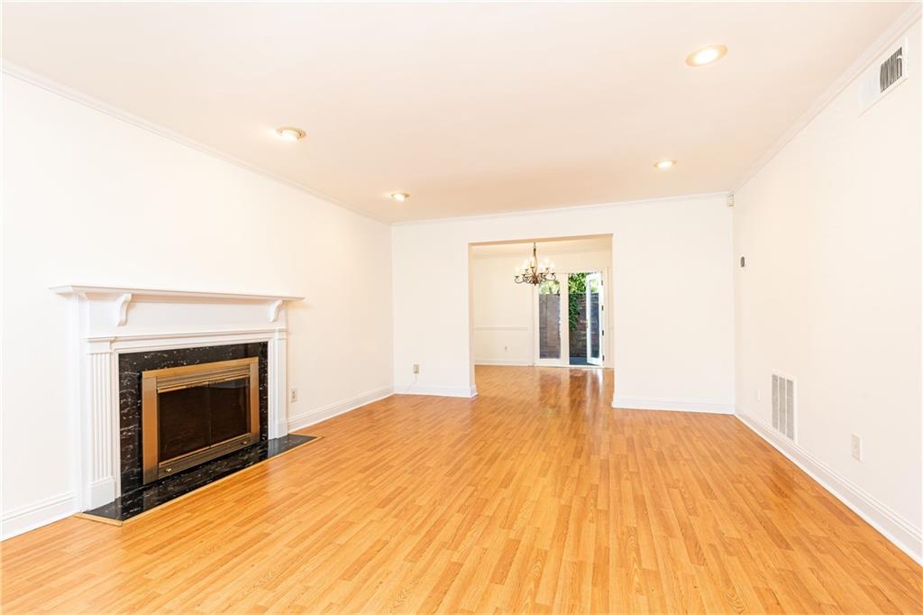 1 Spinning House Place NW