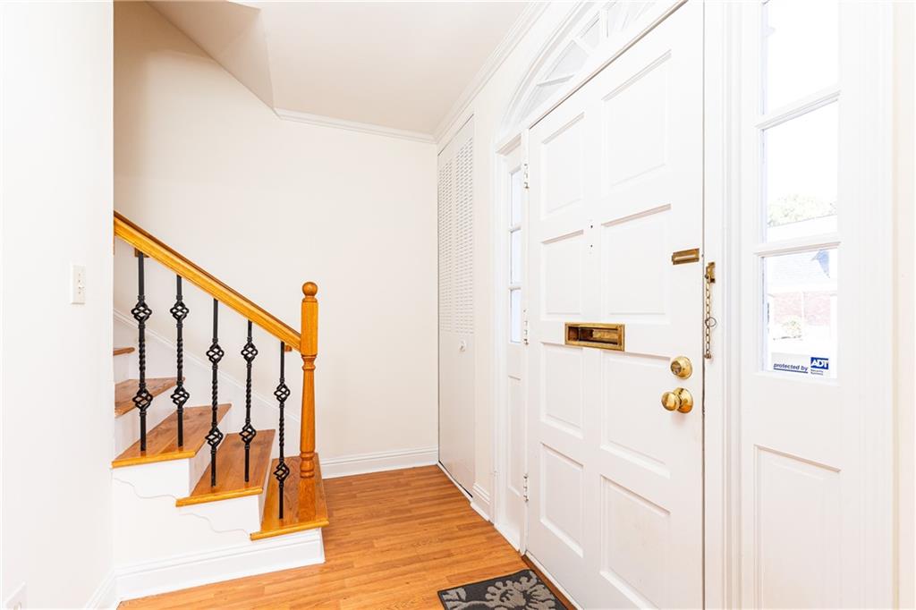 1 Spinning House Place NW