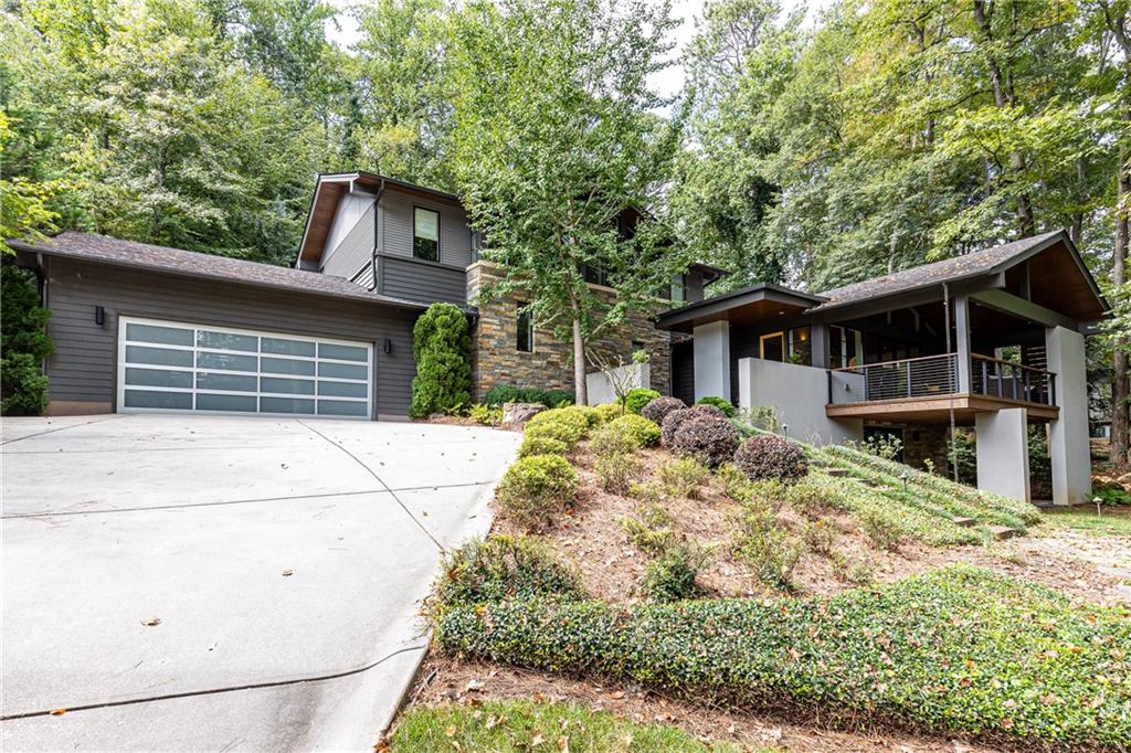 5270 Mount Vernon Parkway