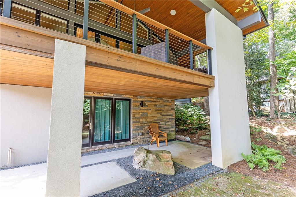 5270 Mount Vernon Parkway