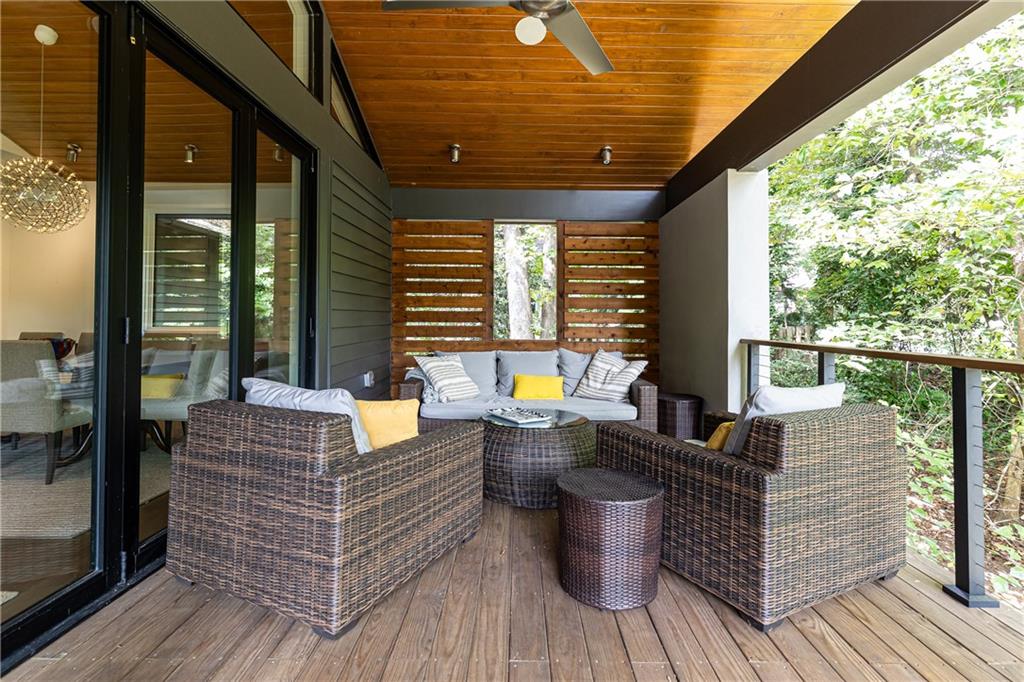 5270 Mount Vernon Parkway