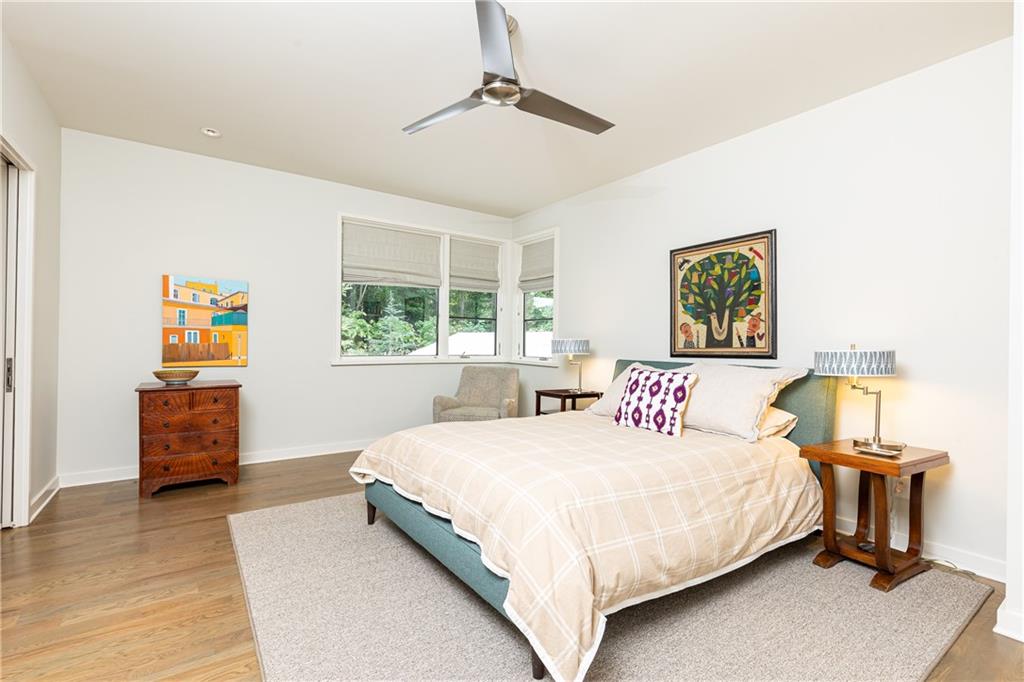 5270 Mount Vernon Parkway