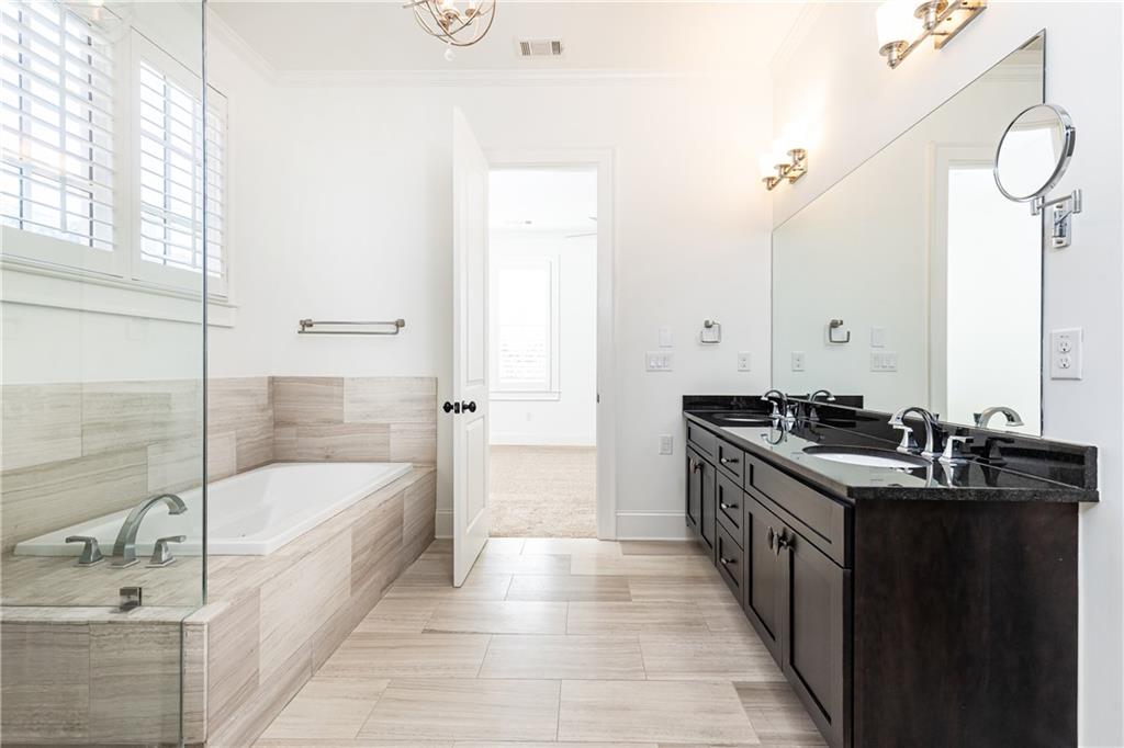 3002 Lenox Road NE Unit 100