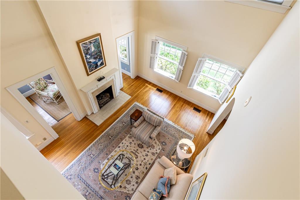 116 Huntington Road NE