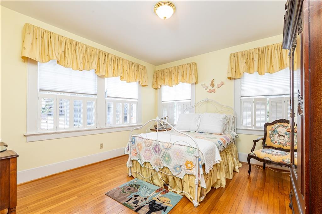 116 Huntington Road NE