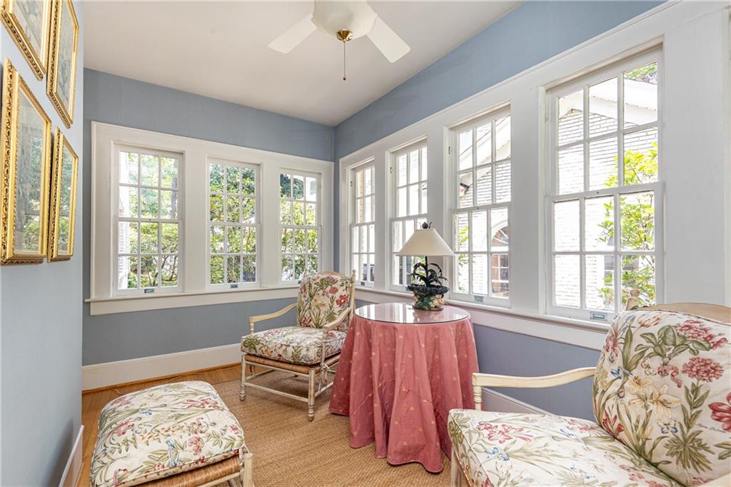 116 Huntington Road NE