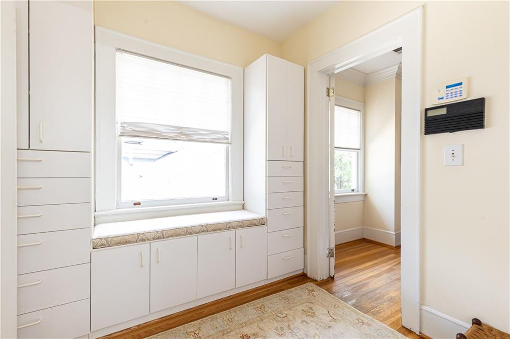 116 Huntington Road NE