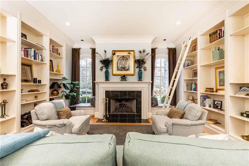 5374 Long Island Drive NW