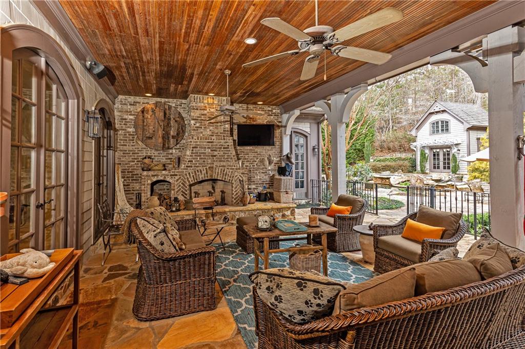 5374 Long Island Drive NW