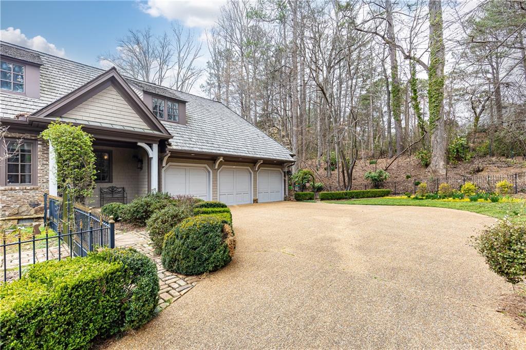 5374 Long Island Drive NW