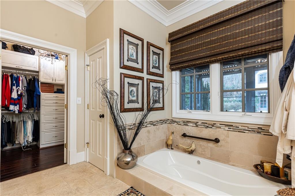 5374 Long Island Drive NW