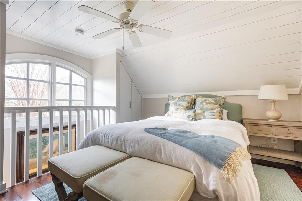 5374 Long Island Drive NW