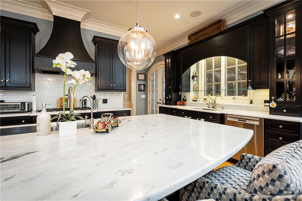 5374 Long Island Drive NW