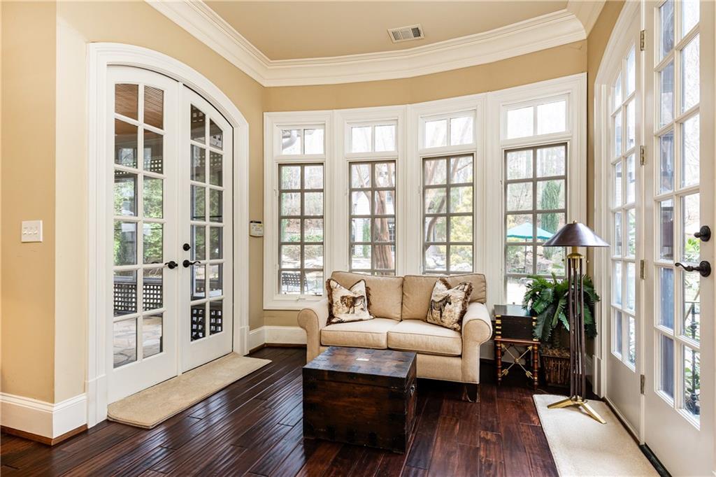 5374 Long Island Drive NW