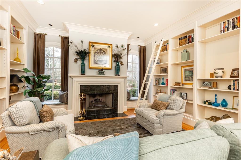 5374 Long Island Drive NW