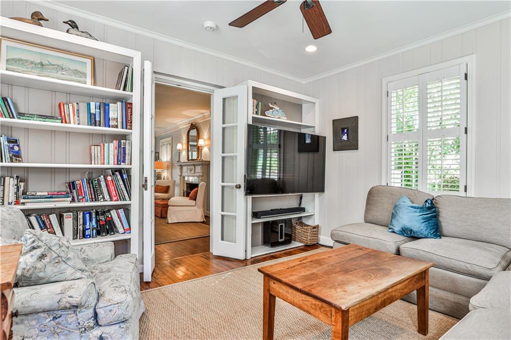 3037 W Pine Valley Road NW