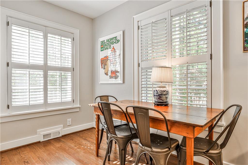 3037 W Pine Valley Road NW