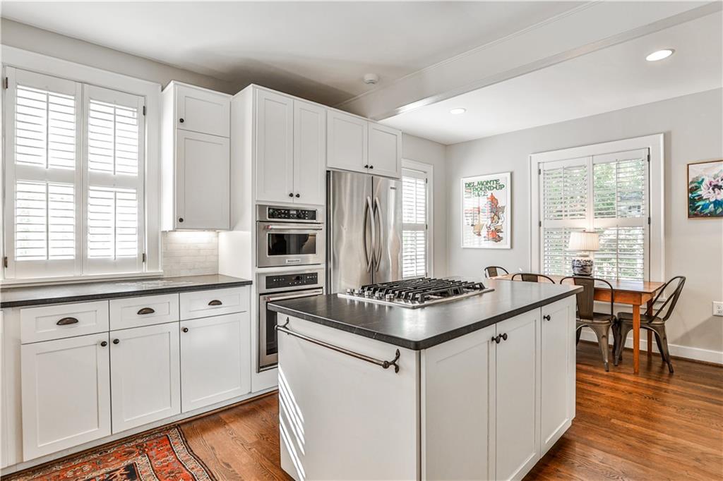 3037 W Pine Valley Road NW