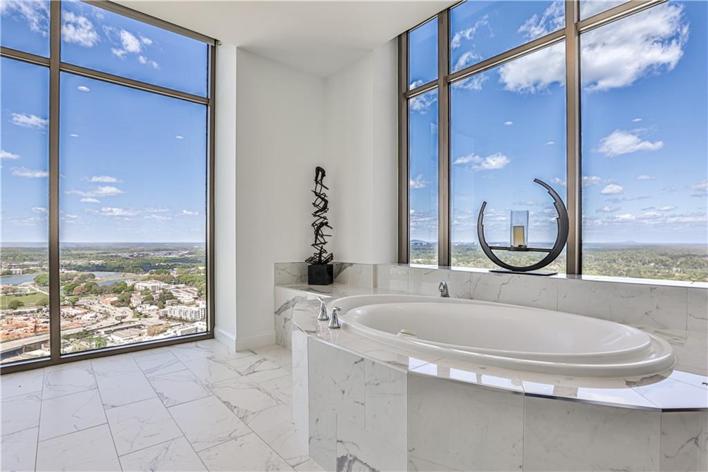 270 17th Street NW Unit 4608