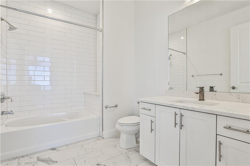 270 17th Street NW Unit 4608