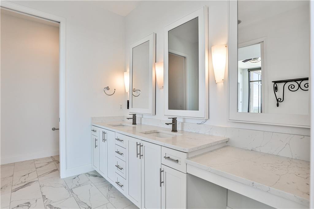 270 17th Street NW Unit 4608